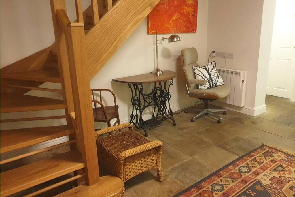 Ashwood Holiday Cottage. Ашфорд Екстериор снимка